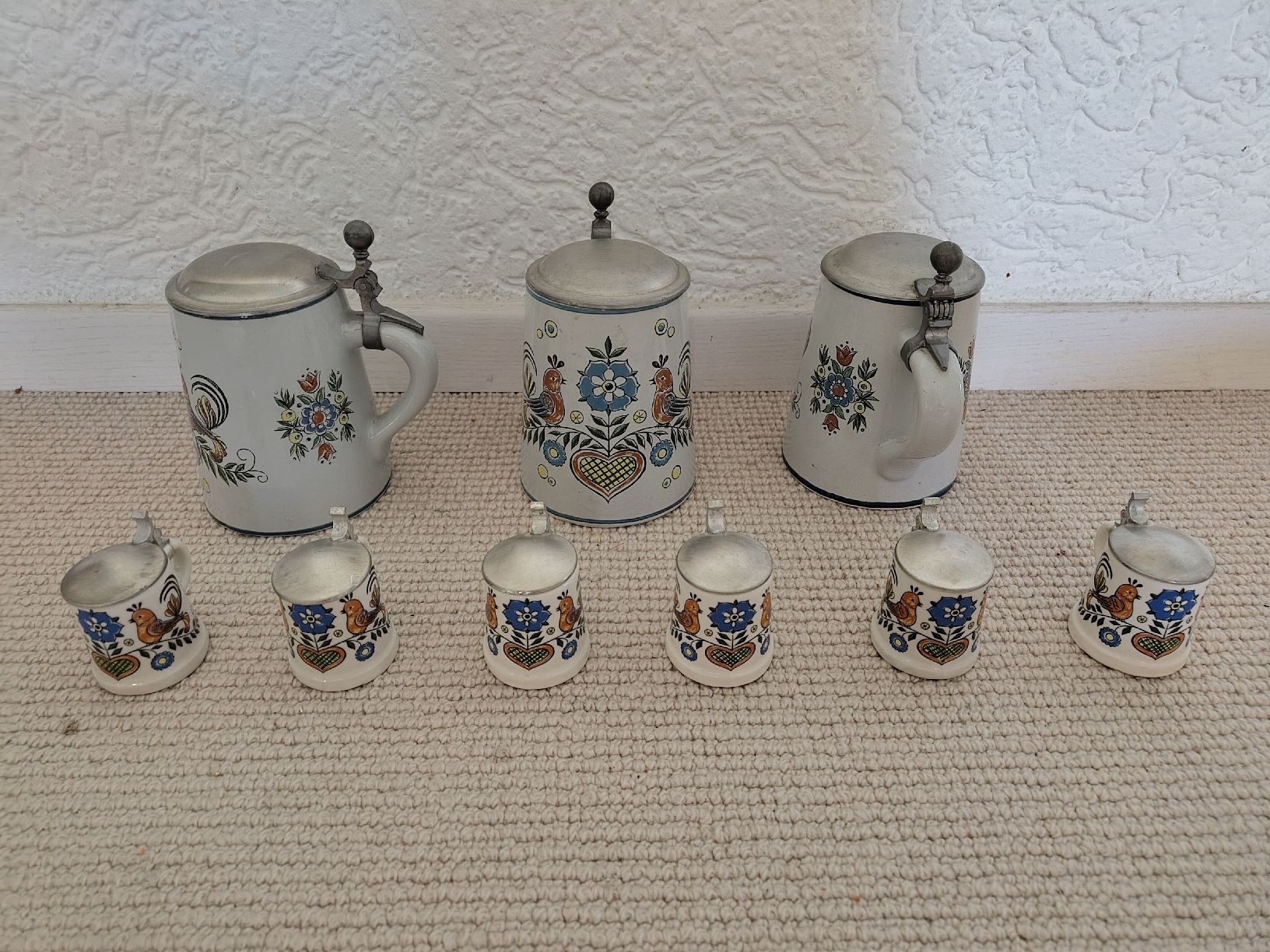 Tutte le decorazioni: Bierhumpen in zwei Grössen – Usato da Gossau ZH venduto da Treasurekeeper