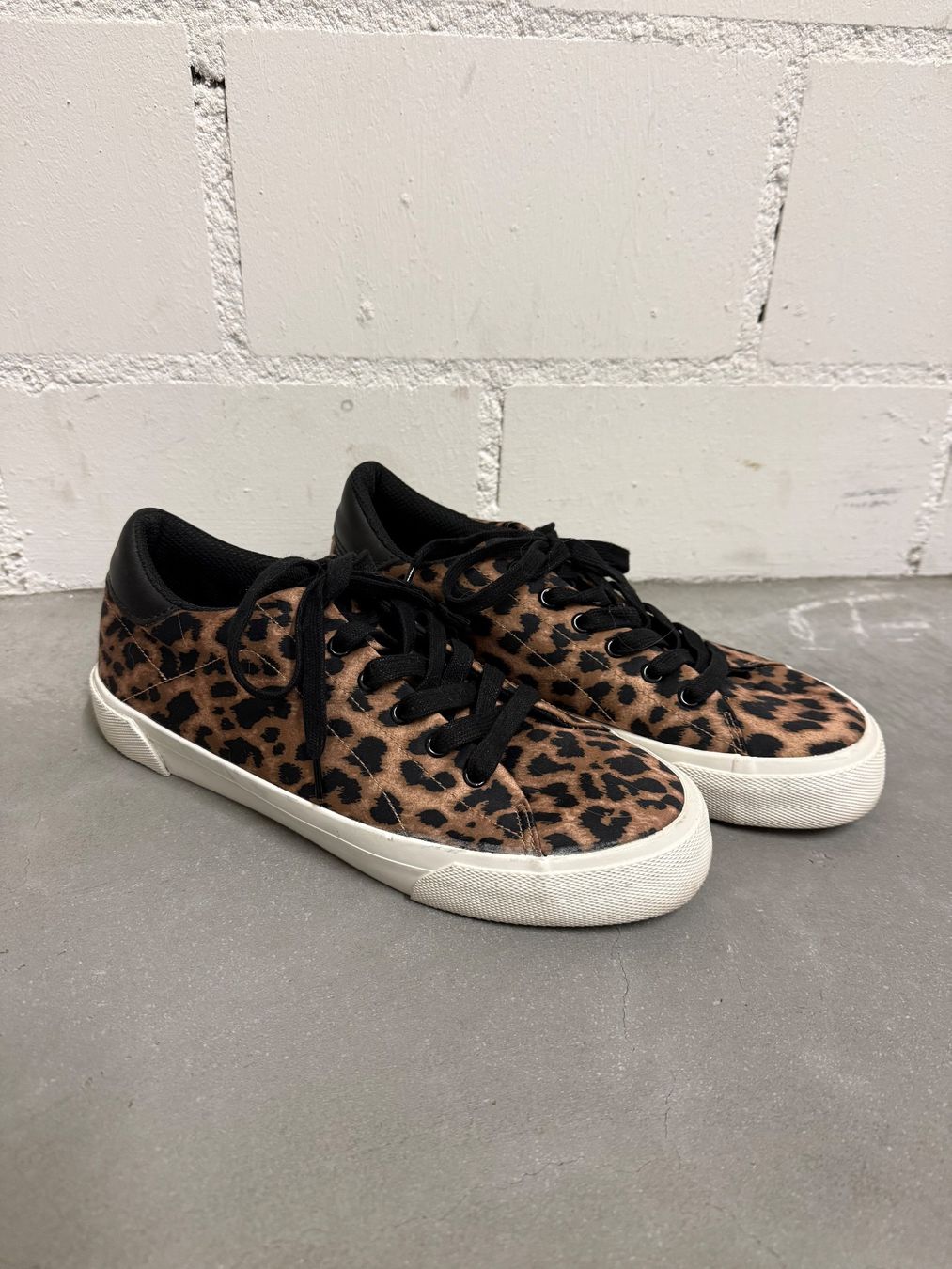Damenschuhe: Leopardenmuster Sneakers, Grösse 39 – Neu (gemäss Beschreibung) aus Zumikon von ABrus01