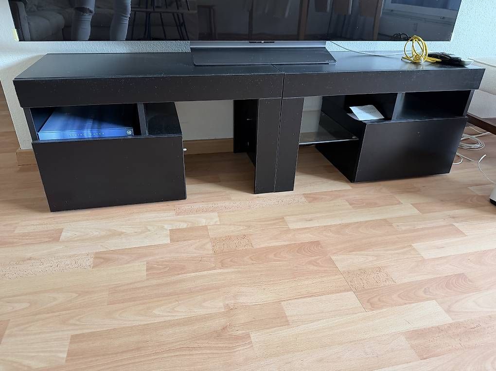 Meubles TV: TV-Möbel / Lowboard  gratis abzugeben – D'occasion à Meggen par mar_rb27