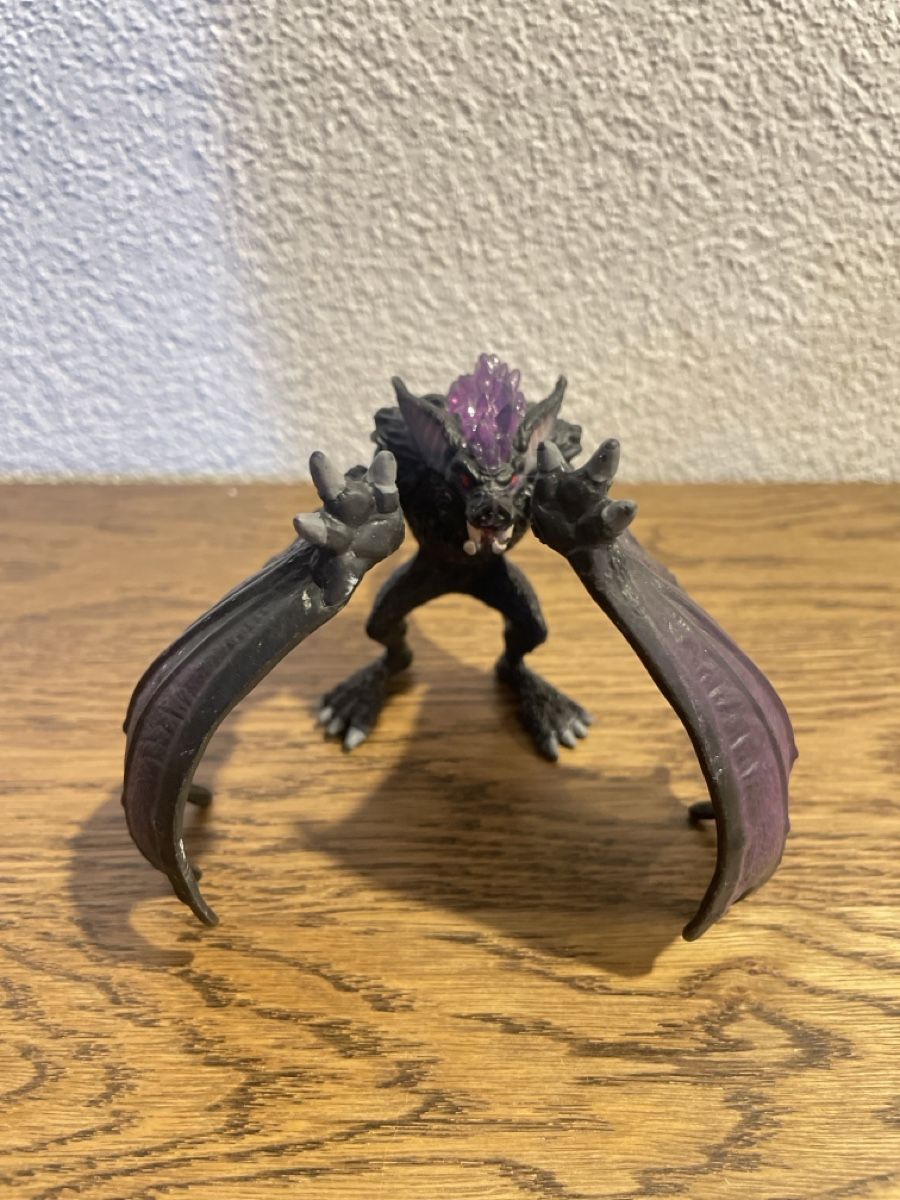 Figuren: Fantasy Figur Fledermaus mit Kristall gebraucht – Neu (gemäss Beschreibung) aus Lyss von Vandy19 5