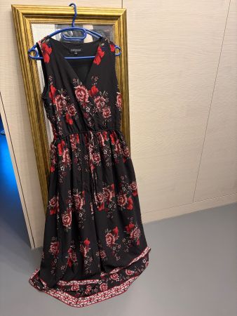 Kleid Blumenmuster Grösse 40 guter Zustand