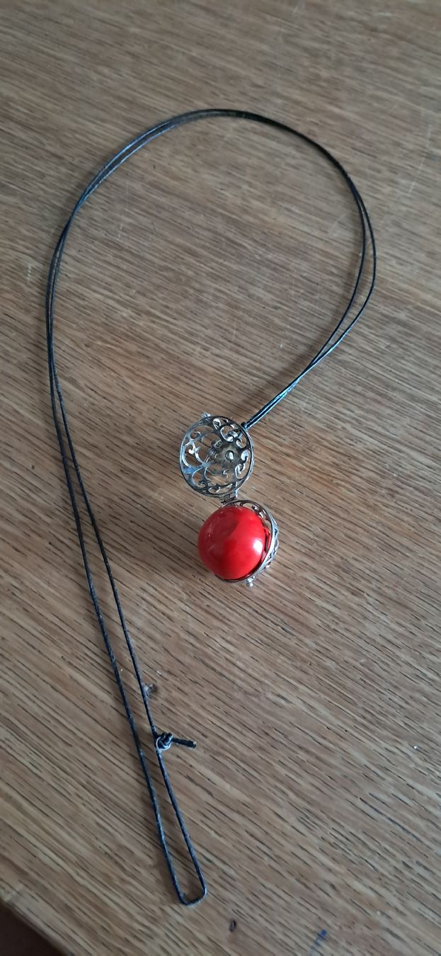 Pendentifs: Engelsrufer – D'occasion à Nidau par Darkpooh 2