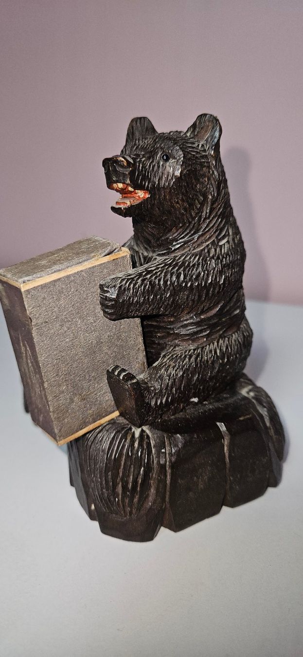 Statuette: Brienzer Bär aus Holz mit Zündholzhalter – Usato da ZIHLSCHLACHT venduto da Raja9 1