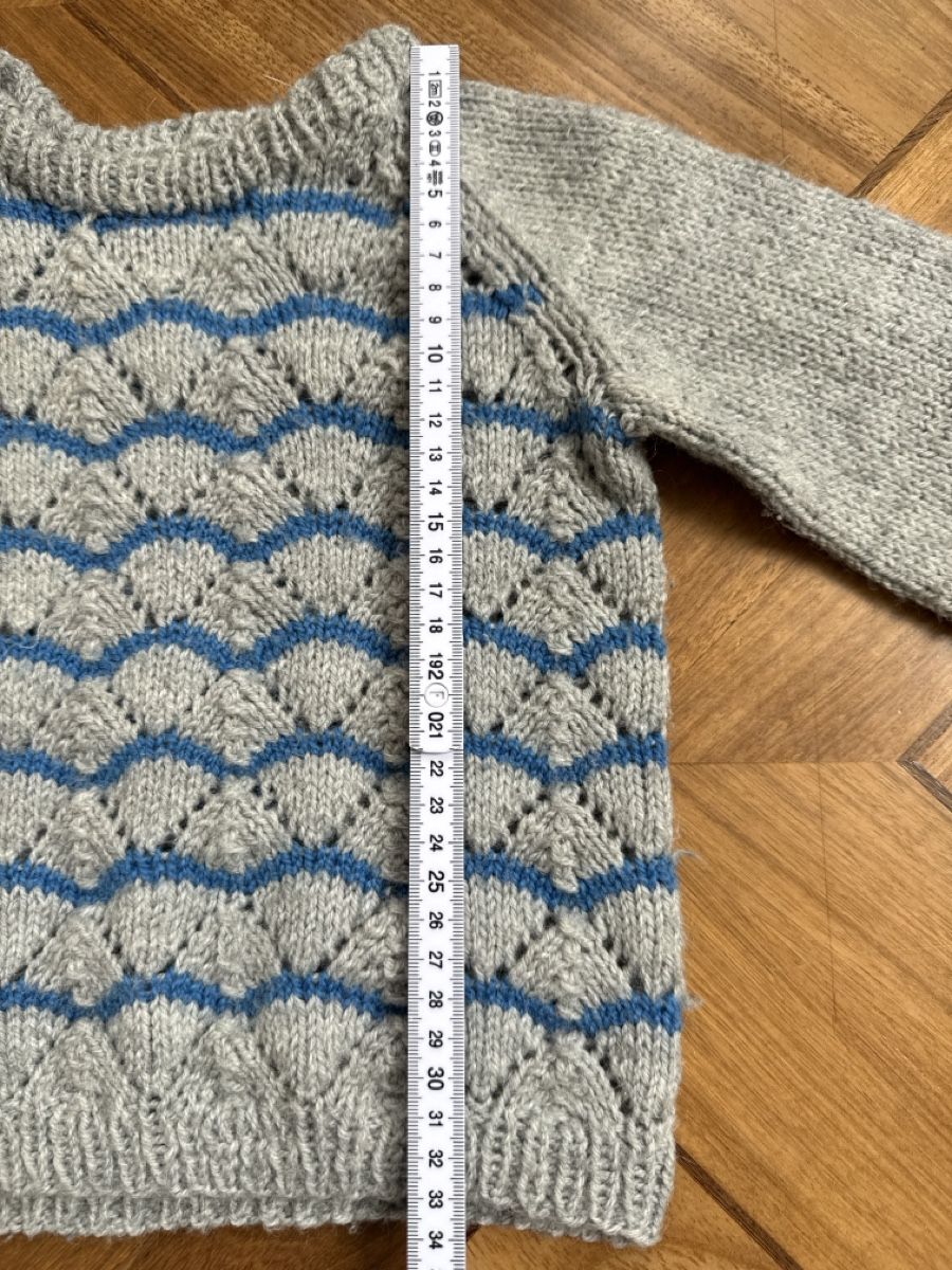 Pullover & Sweatshirts: Kuscheliger Wollpullover, handestrickt, 100%Wolle – Gebraucht aus Frauenfeld von Mirabai 3