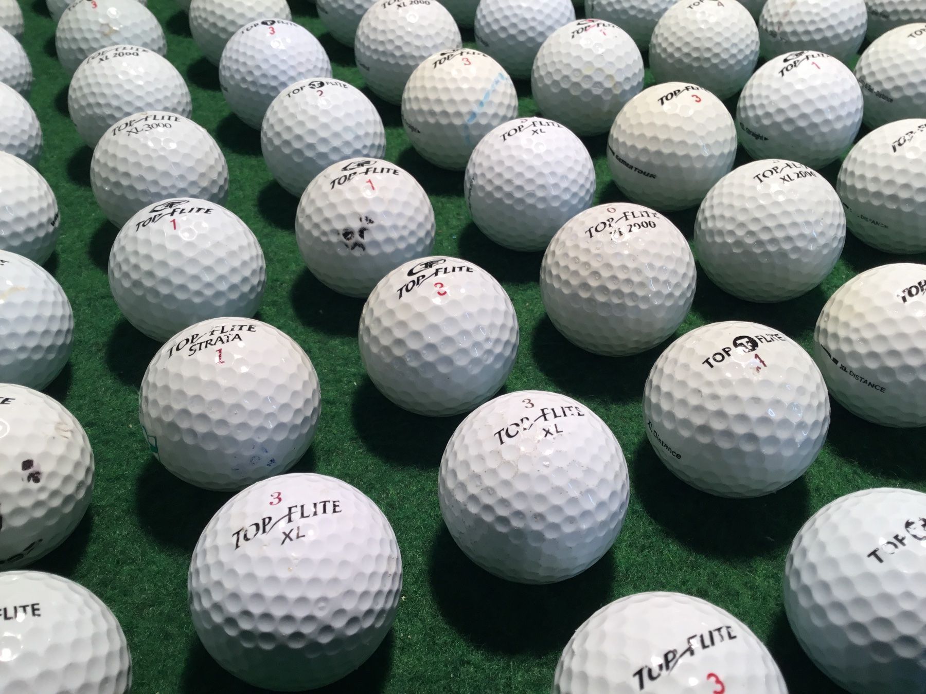 Palloni: 100 Golfbälle Top Flite (mittel) – Usato da Bergdietikon venduto da shimano4 3