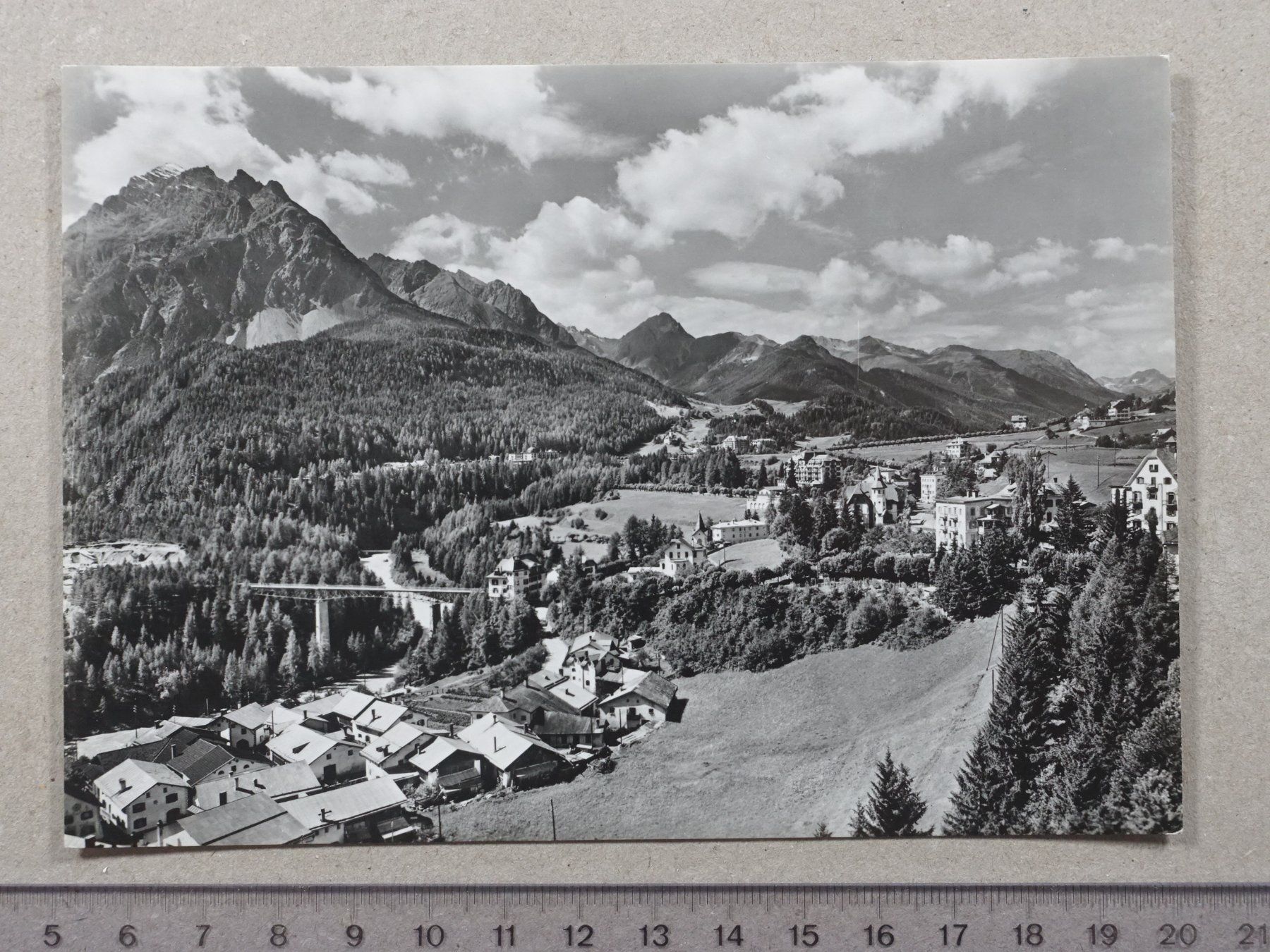 Cartoline postali: Bad Scuol - Tarasp - Vulpera – Usato da Lenzburg venduto da fh1