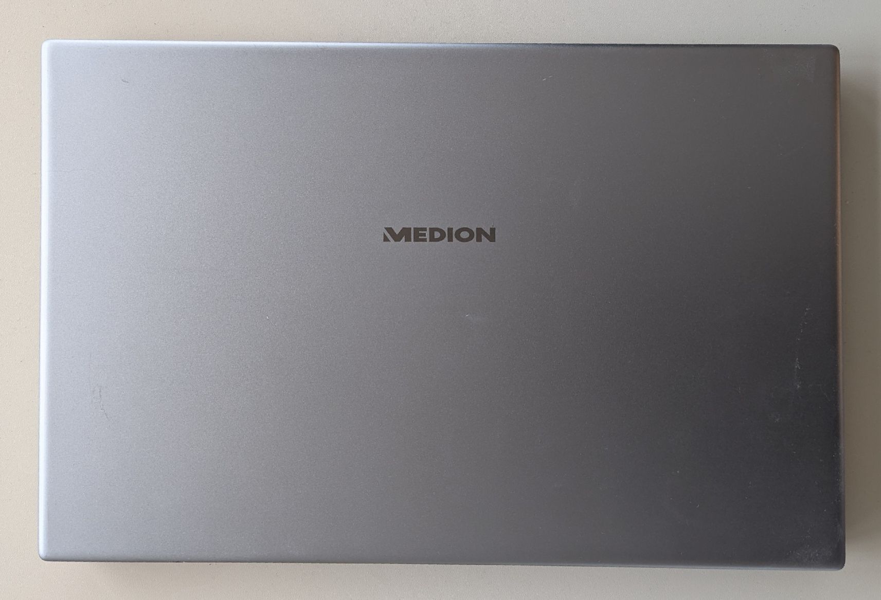 Medion Notebook: Medion Akoya E14308 Laptop – Usato da Zürich venduto da pointedarch 1