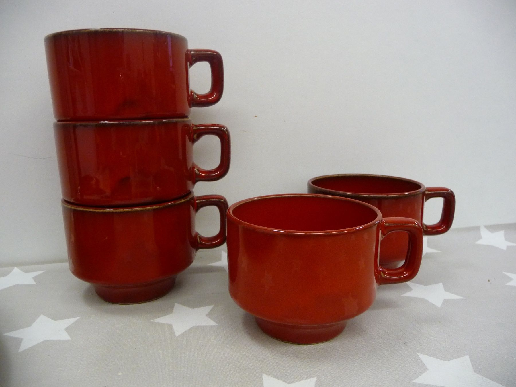Set di piatti: rotes Geschirr Villeroy & Boch Granada? – Usato da Rafz venduto da Powacaddy 2