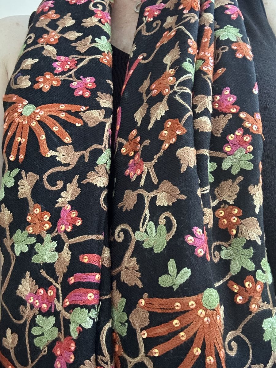 Foulard & Sciarpe: Traumhafter Schal aus Indien – Nuovo (secondo la descrizione) da Hofstetten SO venduto da Treasurefinds 3