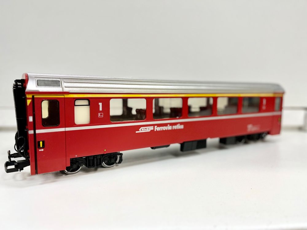 LGB 70307.3 Voiture De Tourisme Rouge/Beige - Modèle Ferroviaire Échelle 2m (G) - Neuf