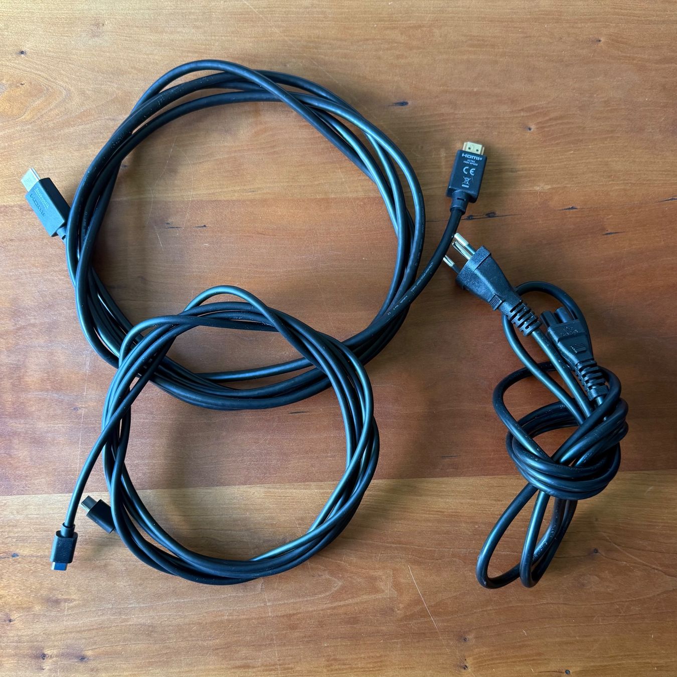 Kef Casse acustiche: Aktivlautsprecher KEF – Usato da Zürich venduto da Gespraechspartner 2