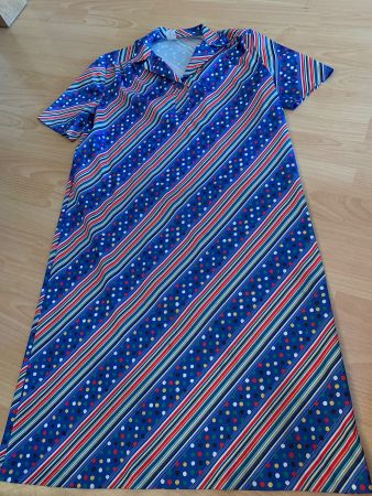 Jolie robe colorée vintage taille 44 ou XL