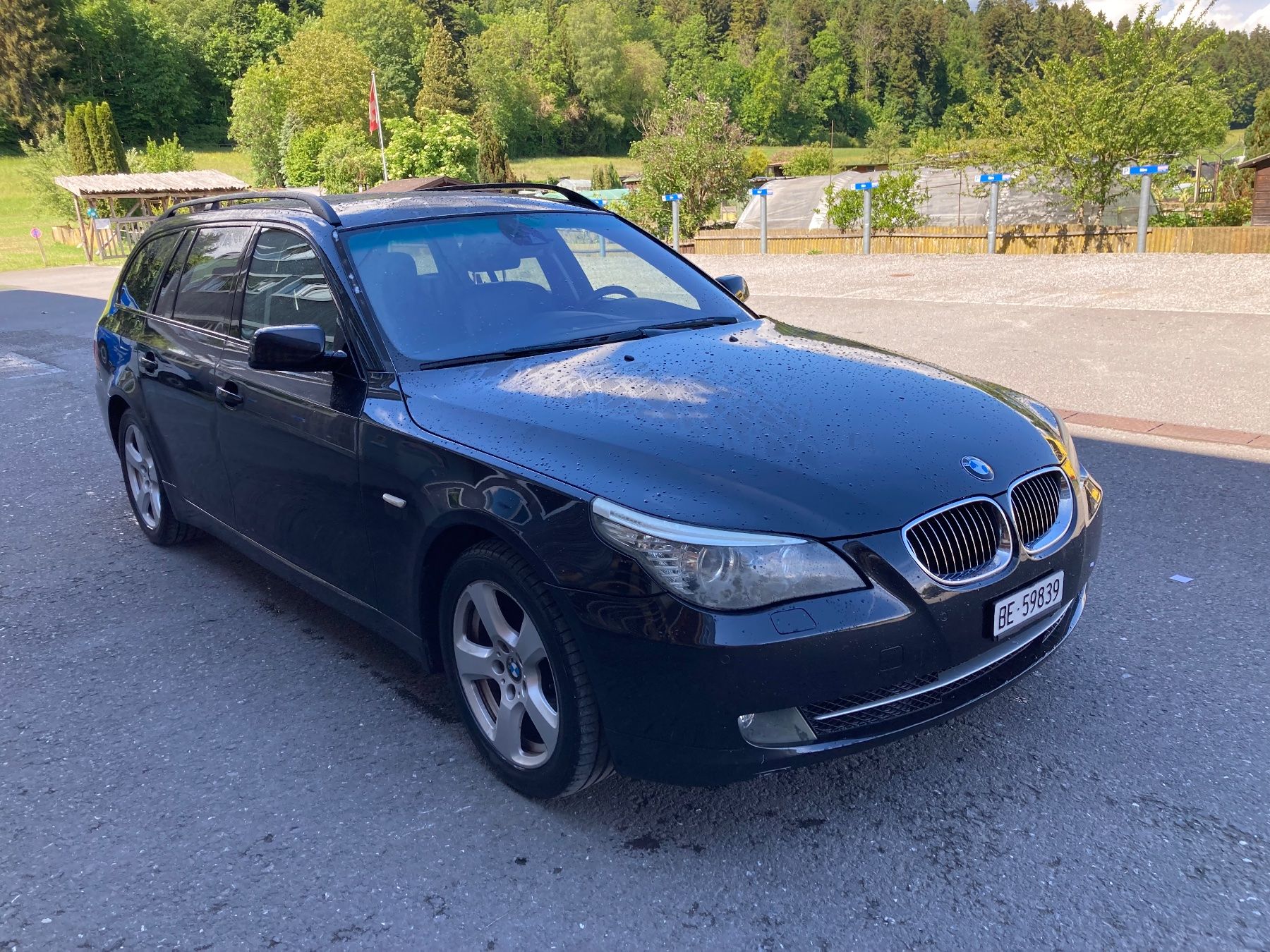 BMW Automobili: BMW 530xd Touring – Usato da Reutigen venduto da Sieaus 1