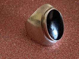 Onyx-Ring oval fett 54