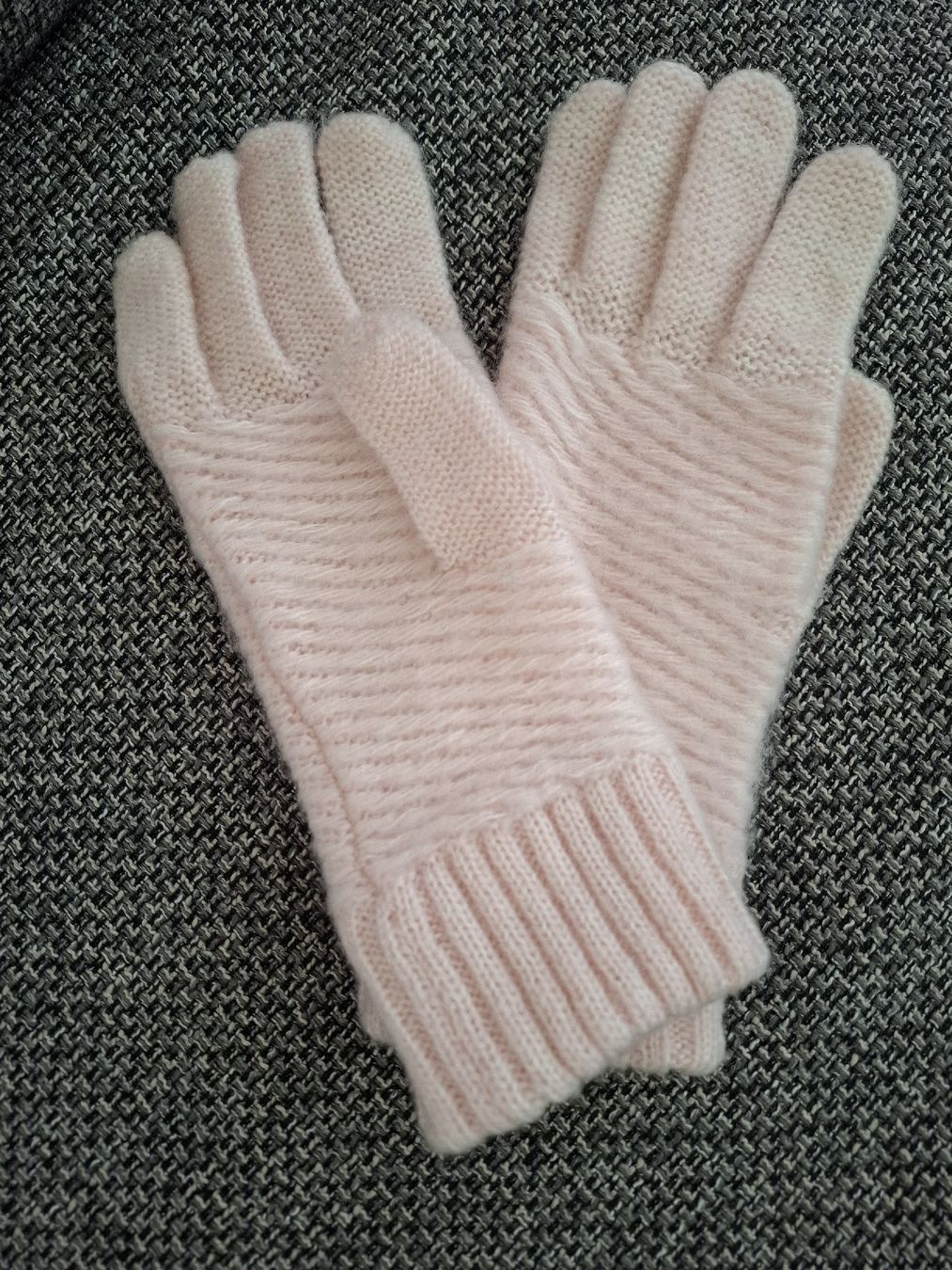 Guanti & manicotti: Rosa Winterhandschuhe, Grösse S-M – Nuovo (secondo la descrizione) da Rotkreuz venduto da PrelovedPicks