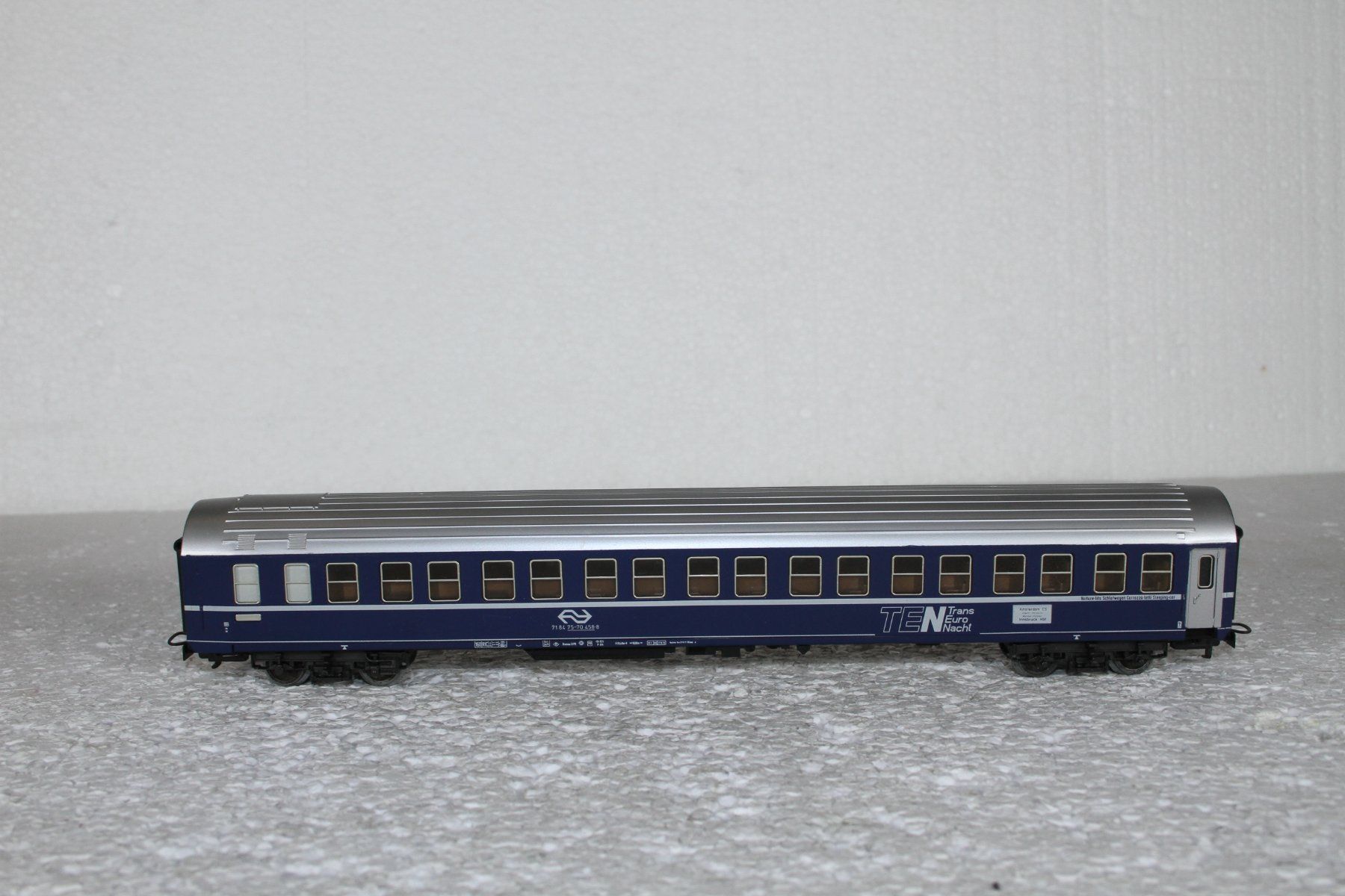 Märklin Modelleisenbahnen: Märklin 4151 NS TEN Schlafwagen – Gebraucht aus Triesen von gleis8 3