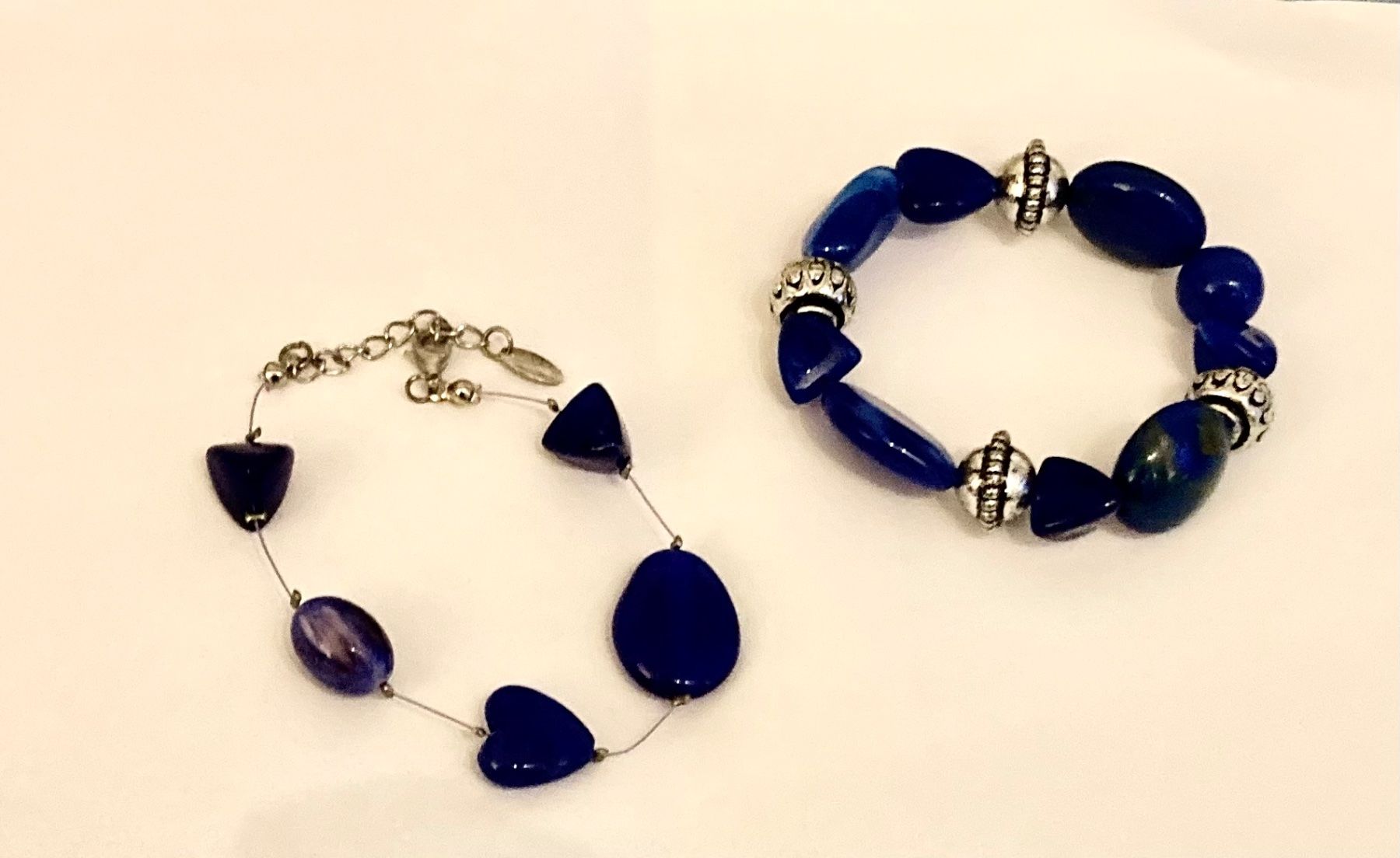Bracciali & Braccialetti: Modeschmuck neu: 2er Set Armbänder, blaue Steine – Nuovo (secondo la descrizione) da uster venduto da ctumbi