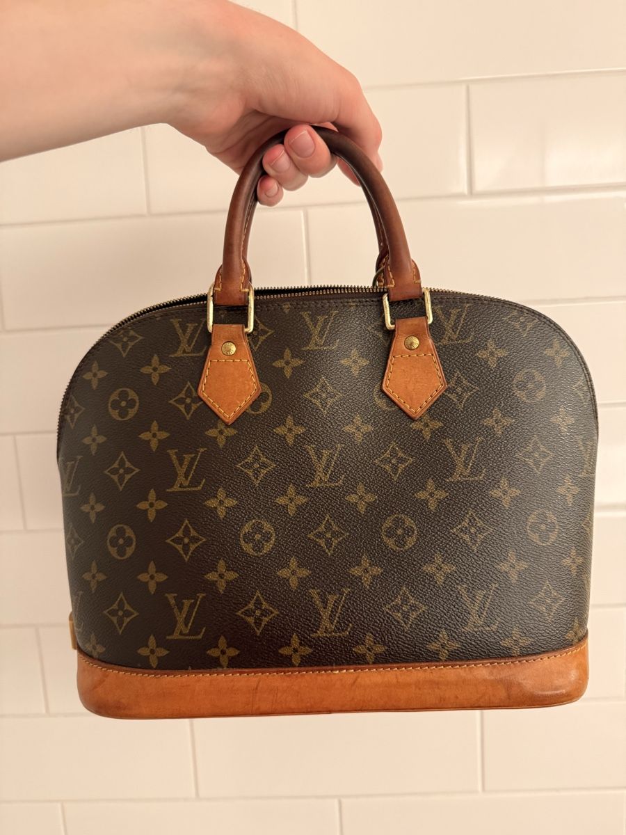 Louis Vuitton Sacs femmes: LOUIS VUITTON ALMA MONOGRAM PM – D'occasion à Basel par tomsfashion01