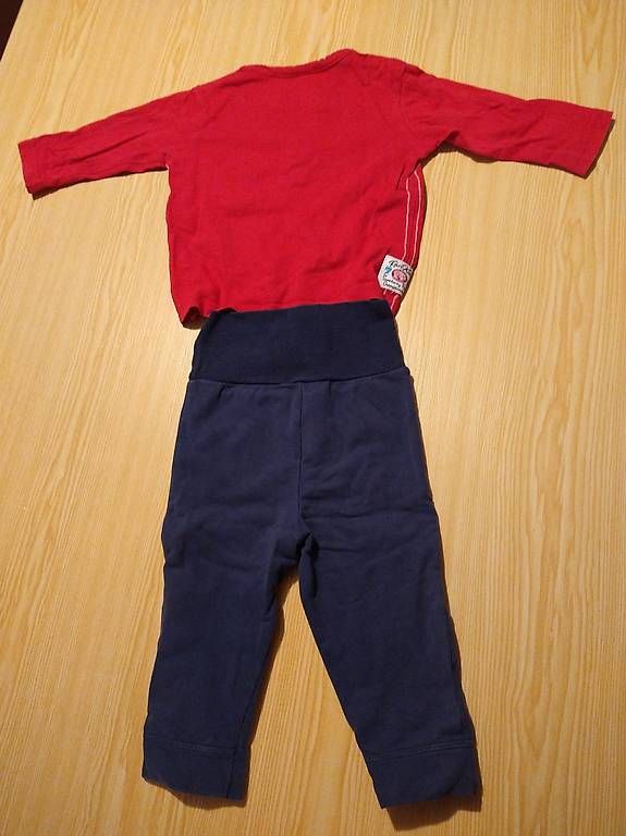 Lotti & Set di vestiti: Baby Kleider Gr.74 – Usato da Ebnat-Kappel venduto da Schneehas20 1
