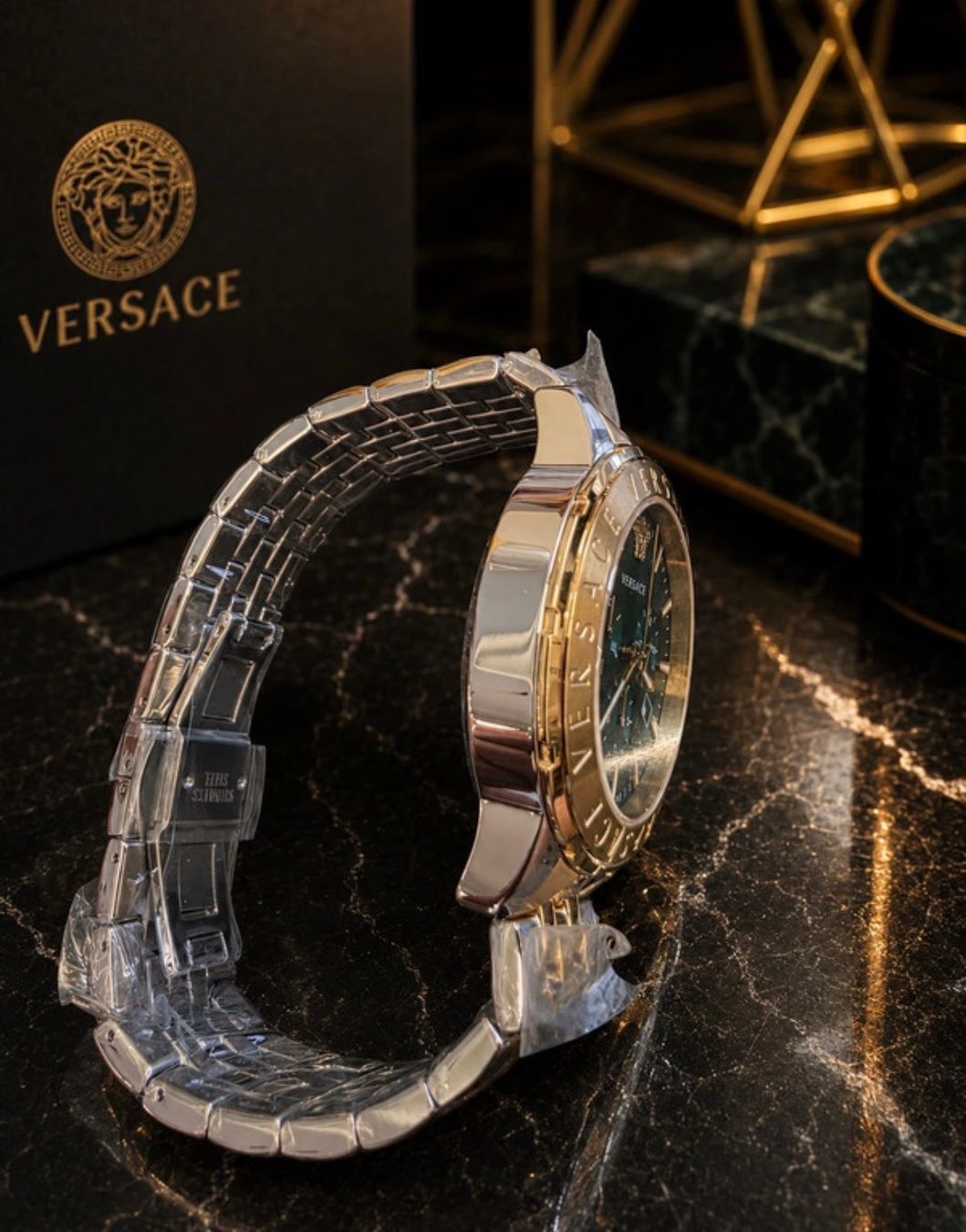 Versace Uhren: Orologio Versace – Gebraucht aus Riva San Vitale von kej_6hj6 2