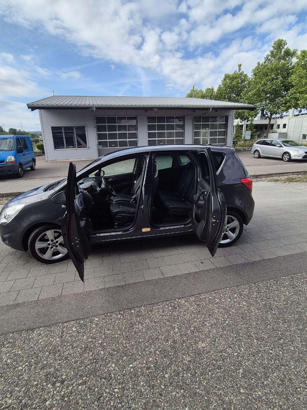 Opel Autos: opel meriva b 1.7 cdti – D'occasion à Aarberg par tuga019