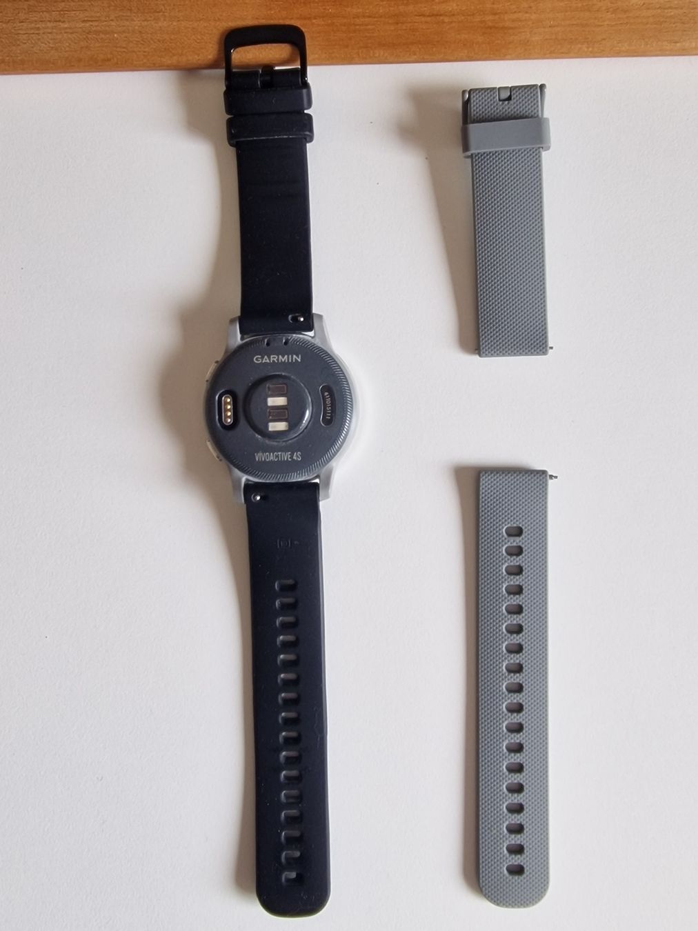 Garmin Smartwatch: Garmin Vivoactive 4S – Usato da Olten venduto da papalbina 1
