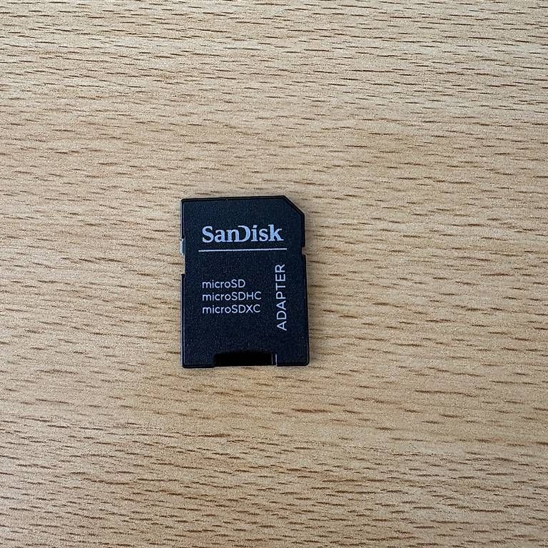 Unità & Adattatore: SanDisk microSD Adapter – Usato da Zimmerwald venduto da wuff81