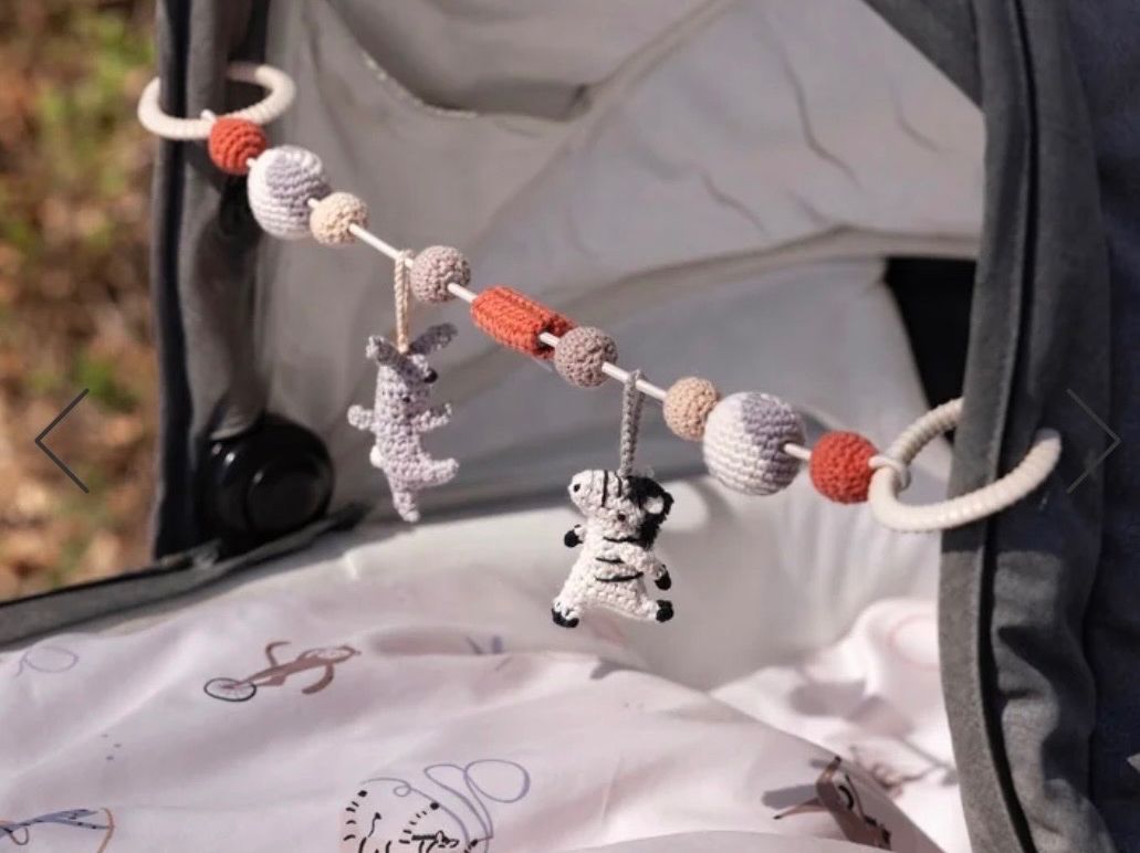Sebra Giocattoli: Sebra Spielkette Kinderwagen Elefant Zebra – Usato da Birmensdorf ZH venduto da ilka05 3