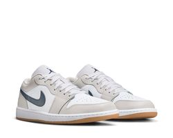 Air Jordan 1 Low Midnight Navy / Neutral Grey  EU 45.5