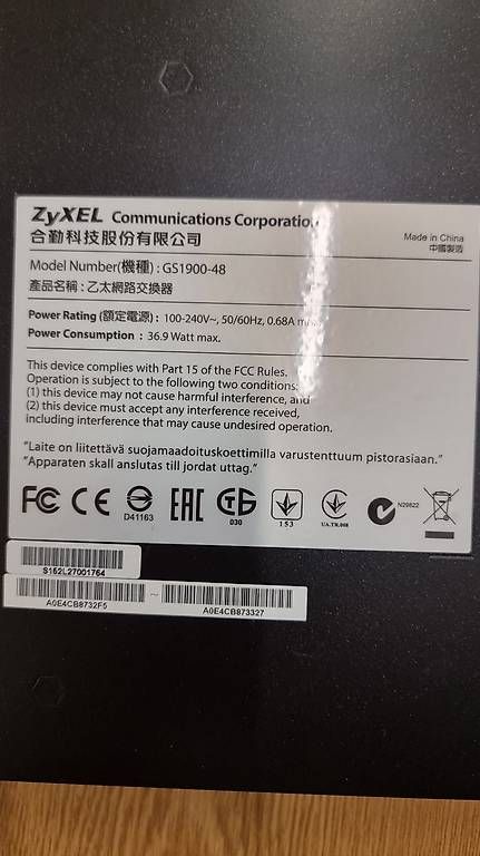 Hub & Switch: Zyxel GS1900-48 Port Switch + 2xSPF – Usato da Lostorf venduto da Newserge 1