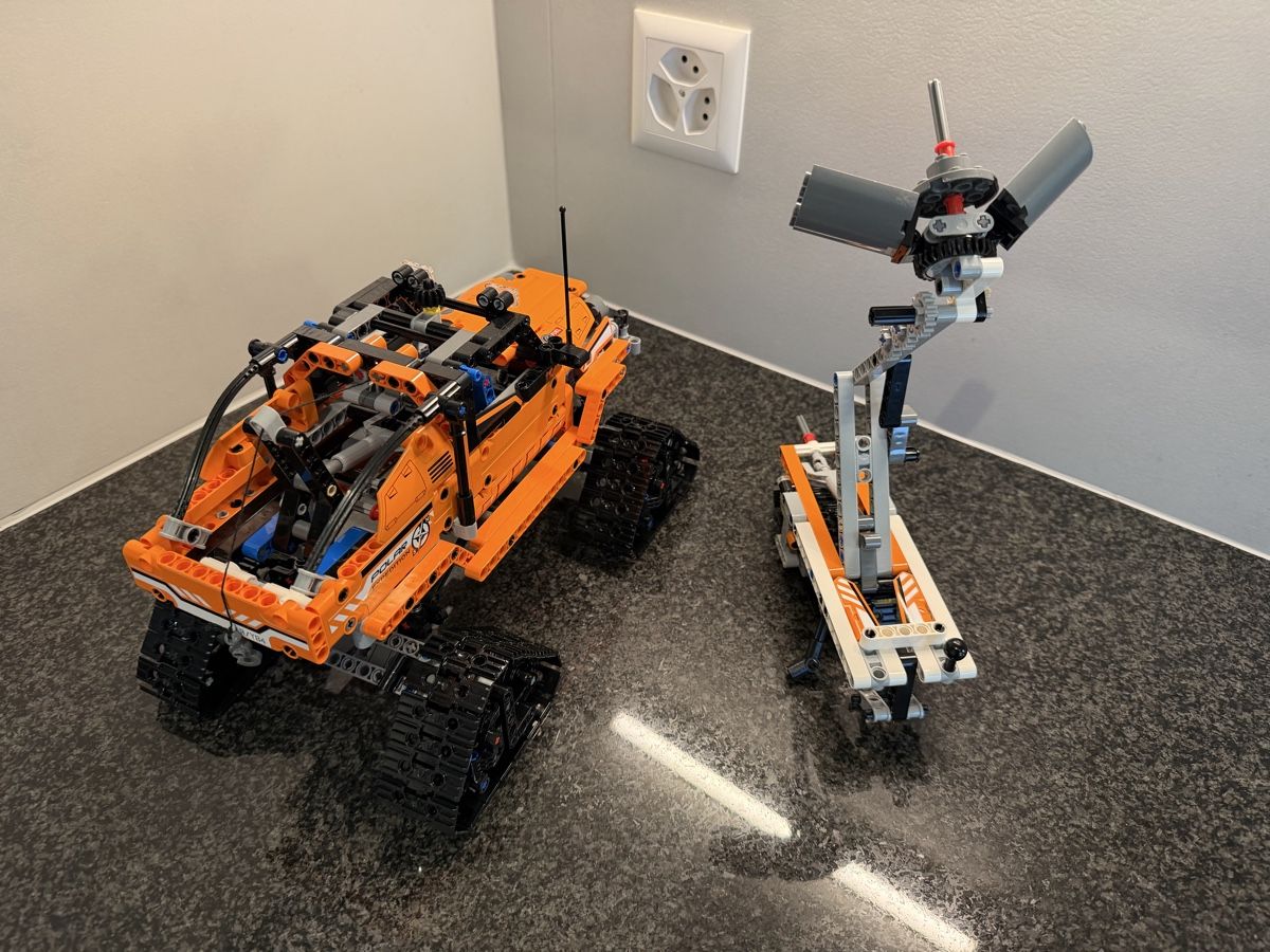 Lego Kit di costruzioni: Lego Technik Arktis Kettenfahrzeug 42038 2 – Usato da airolo venduto da unimo78 1