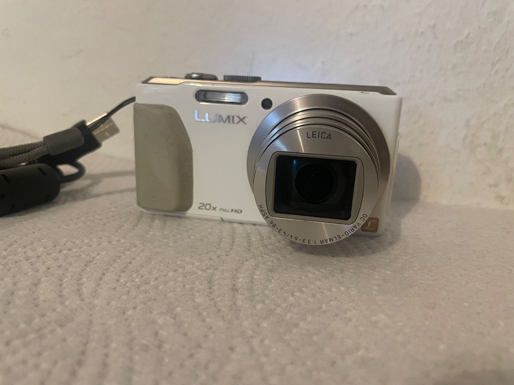Panasonic Appareil photo: Panasonic Lumix DMC-TZ40 Digitalkamera – D'occasion à Zürich par beli_30 2