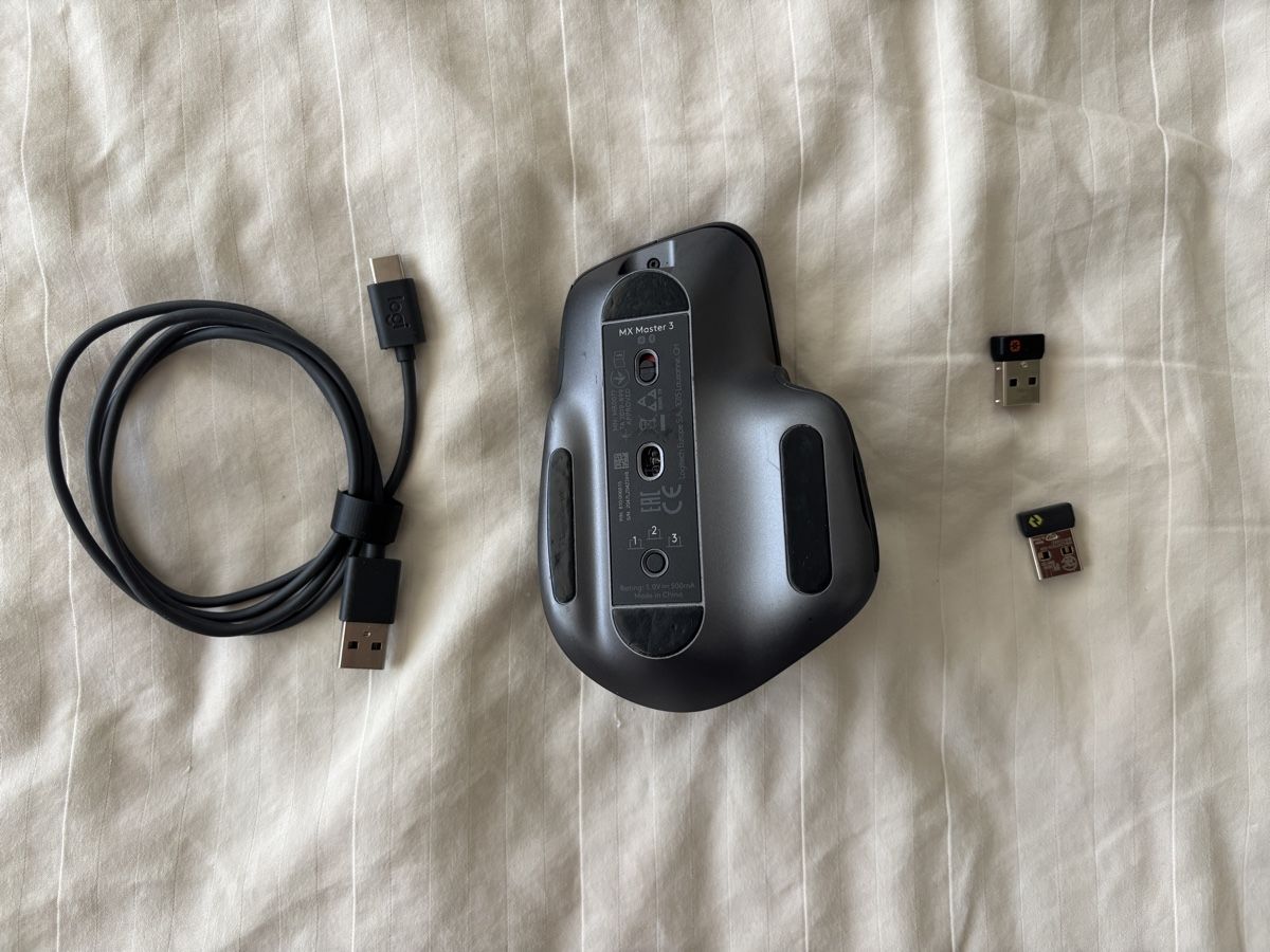 Logitech Tastiere: Logitech MX Mechanical & MX Master 3 mit Rollmatte – Usato da Basel venduto da mra_h6wg 4