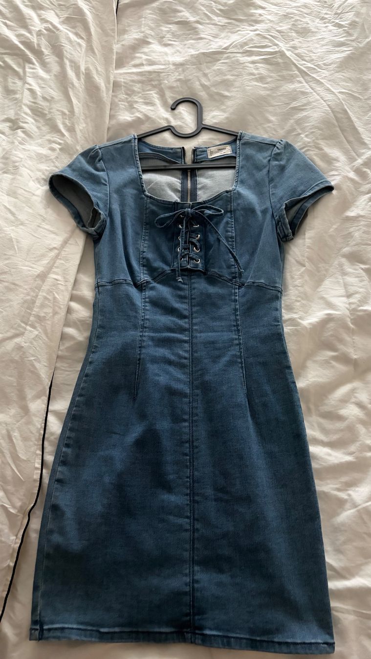 Robes: kleid – D'occasion à Luzern par juliameier