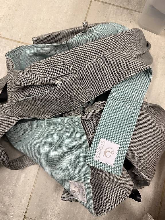 Bauch- & Rückentragen: Stokke Babytrage – Gebraucht aus Wetzikon ZH von MeaQ