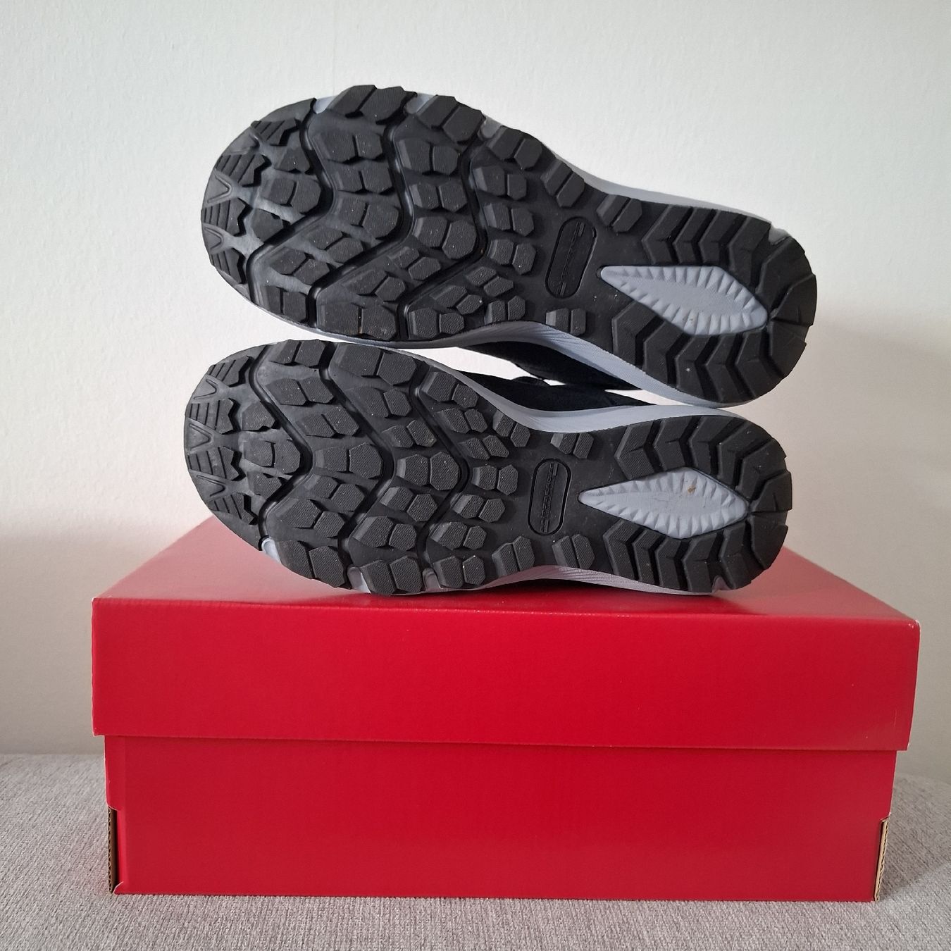 Scarpe da donna: Wanderschuhe Spitzbergen dunkelblau Grösse 38 – Usato da Hägglingen venduto da Pilipadin 4
