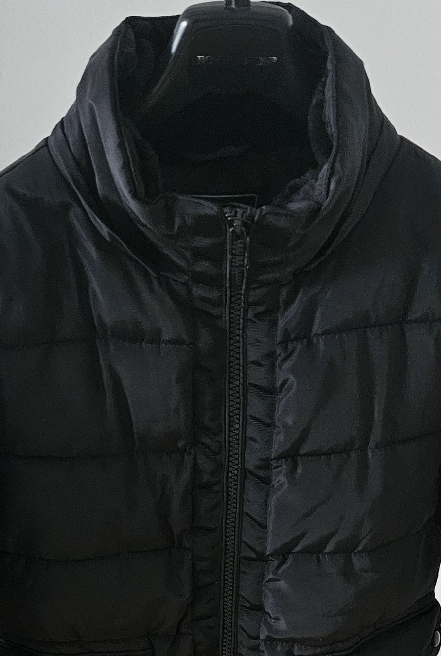 Jacken: Jacke schwarz Gr. M - Chicorée - Spendenaktion – Neu (gemäss Beschreibung) aus Unterkulm von Beljasch