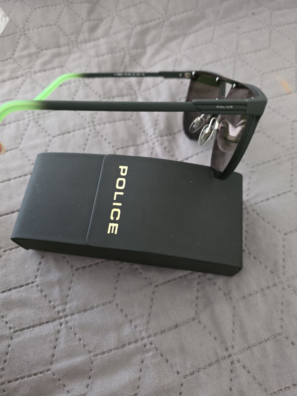 Lunettes & Verres: Sunnglase – Neuf (Voir description) à Buchs AG par tac_zz5h 1