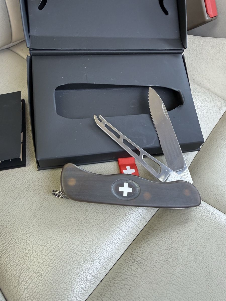 Victorinox Coltelli tascabile: Victorinox Schweizer Käsemesser Box Limited Edition Numerier – Usato da Schupfart venduto da 1.TopAngebote 5
