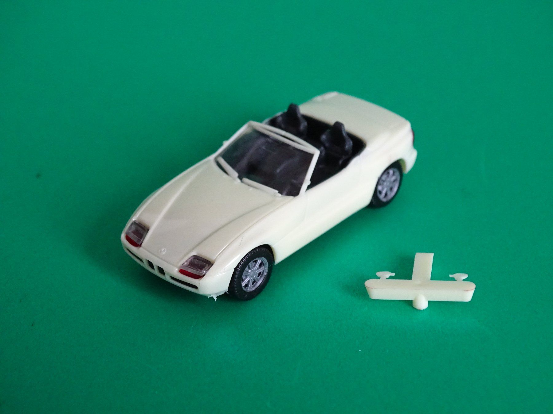 Herpa Modellini d'auto: BMW Z1 von Herpa 1/87 – Usato da Bretzwil venduto da Meex