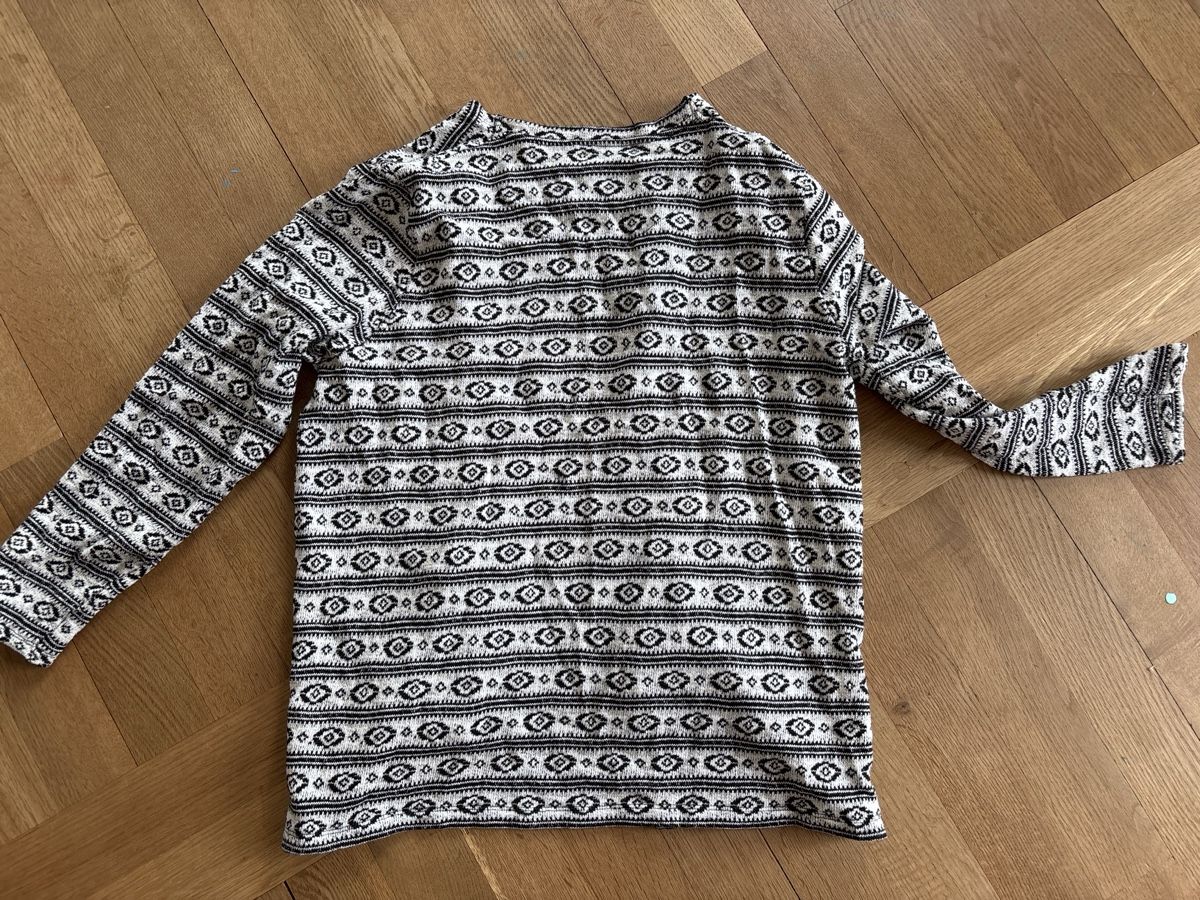 Giacche: ZERO Strickjacke Gr. 42, schwarz/weiss gemustert – Usato da Winterthur venduto da Pulator 2