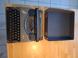 Hermes Baby Schreibmaschine