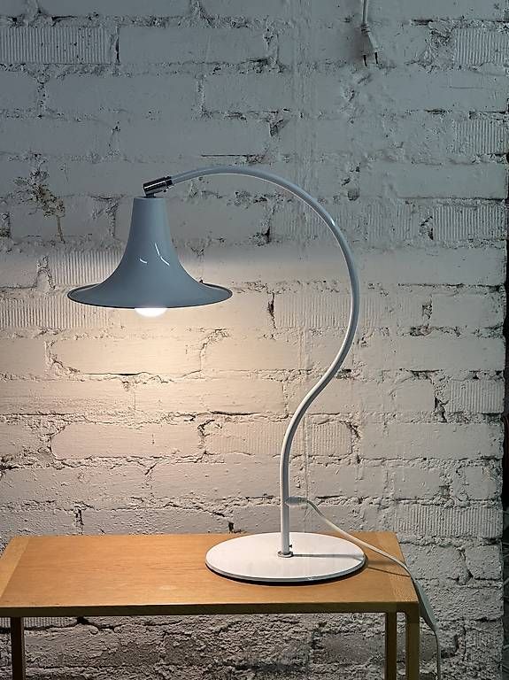 Lampade: Designerleuchte OMI Typ 299 – Usato da Winterthur venduto da Messenger
