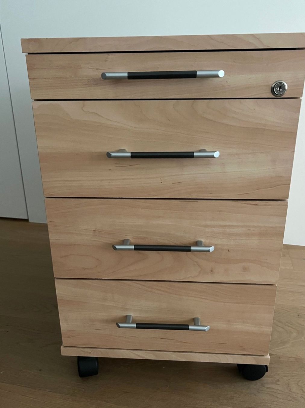 Livique Banconi: Büro Rollkorpus / Rollcontainer – Nuovo (secondo la descrizione) da Baar venduto da leo_j8vl 1