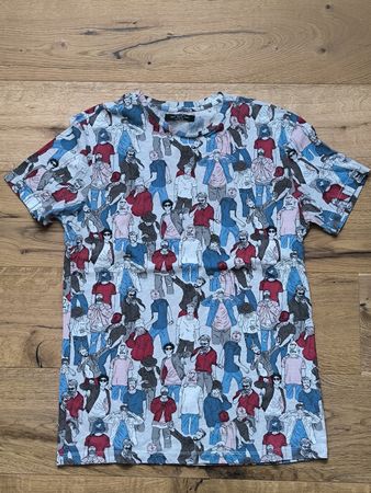 Bershka T-Shirt Gr. S mit speziellem Muster