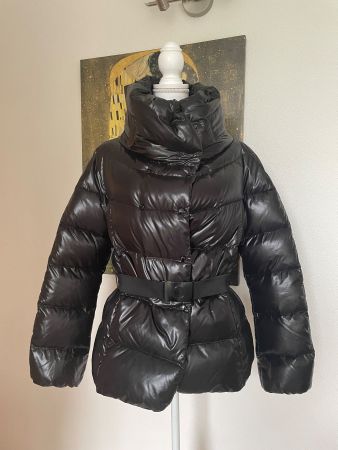 MONCLER Daunenjacke Grösse 4 / 40