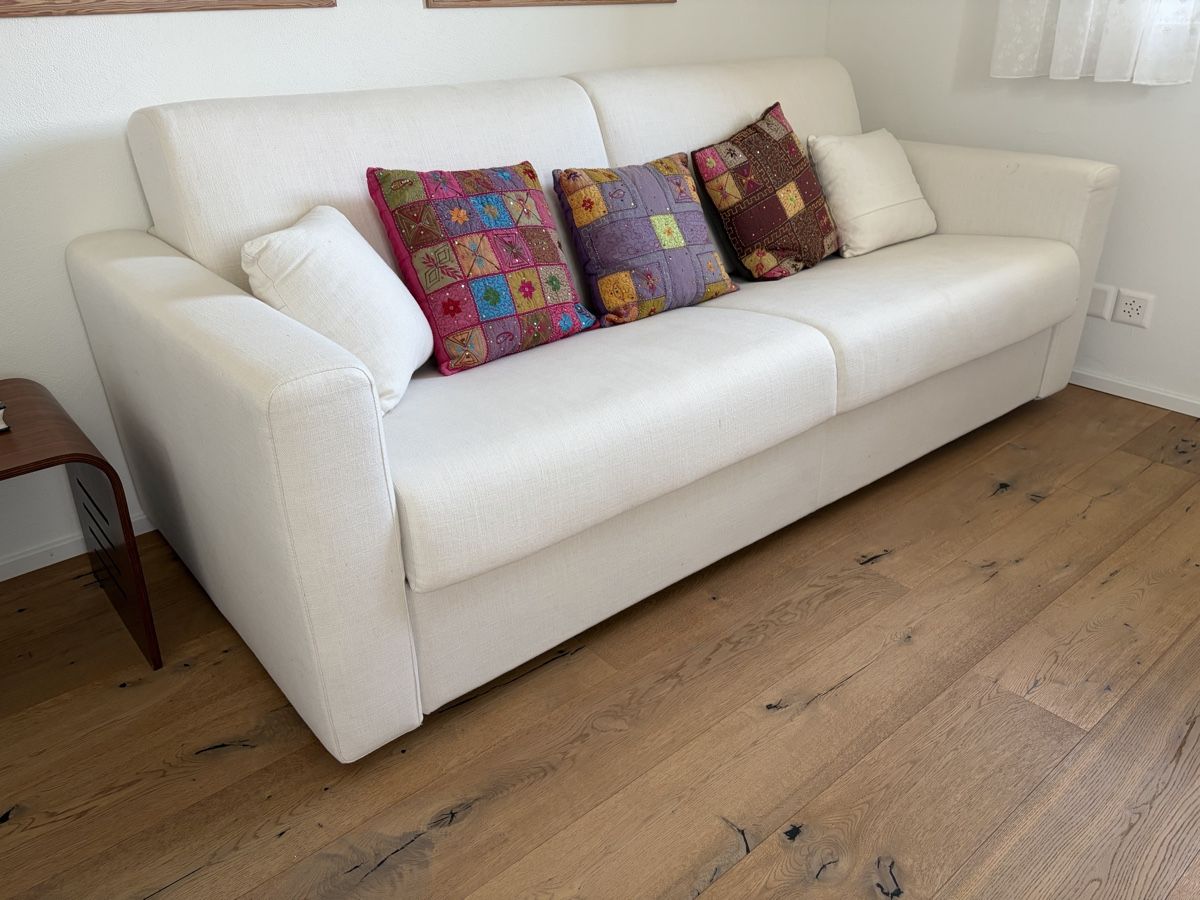 Sofas: Bettsofa – D'occasion à Galgenen par Crystaldisplay