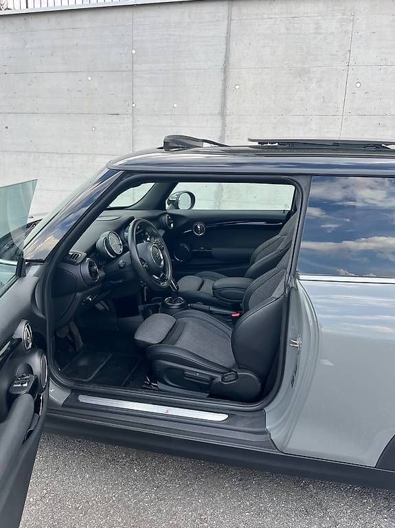 Autos: Mini Cooper S Automat, Schiebedach + Works Winterräder – Gebraucht aus Schindellegi von msmac 3