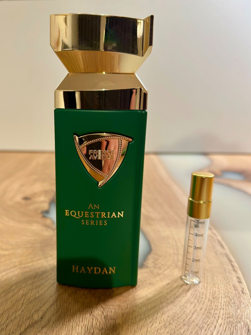 Profumi & Eau de Toilette: French Avenue: Haydan, 5ml Abfüllung – Usato da Haldenstein venduto da Cookieandcream