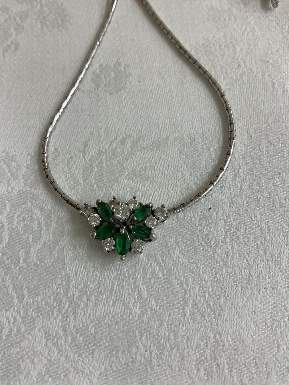 Catenine: Wunderschönes Collier 750 Weissgold – Usato da Bern venduto da vielerart 1